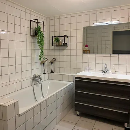 Het Rode Pakhuis Bed & Breakfast Doesburg