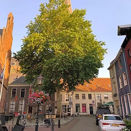 Het Rode Pakhuis