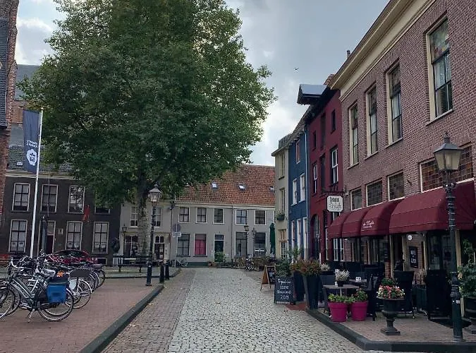 Het Rode Pakhuis Bed & Breakfast