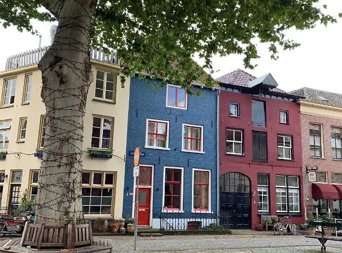 Bed & Breakfast Het Rode Pakhuis